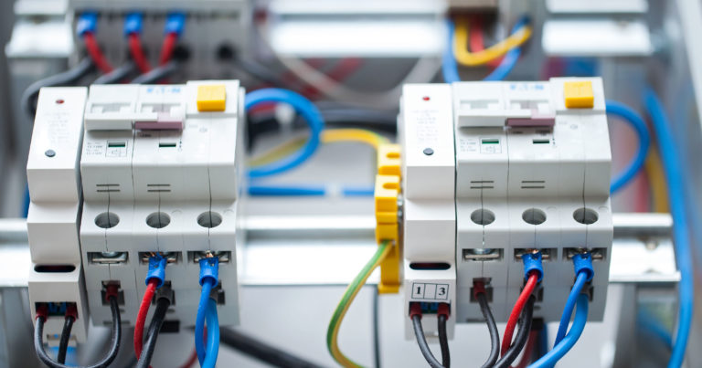 Schutzschalter in einer Elektroverteilung